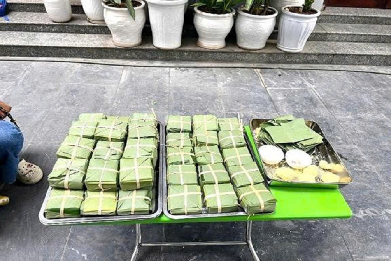 NHÓM TRẺ , LỚP MẪU GIÁO ĐỘC LẬP 31 NHÀ CHUNG TỔ CHỨC GÓI BÁNH CHƯNG ĐÓN TẾT SUM VẦY 2026